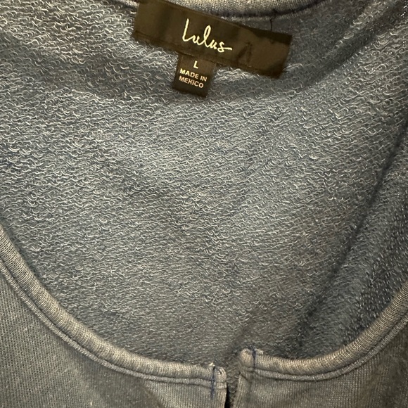 Lulu's Navy Textured Top - Picture 3 of 4